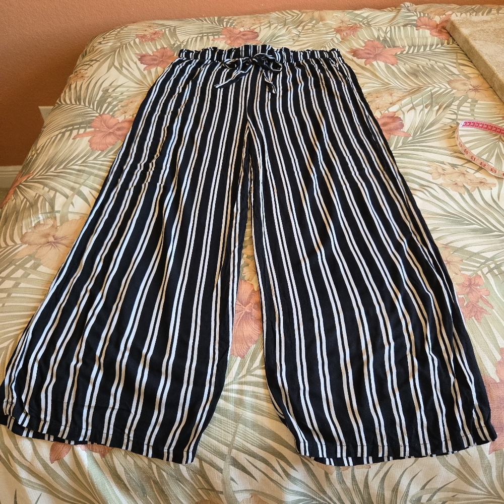 3/$25 Xhilaration Striped Wide Leg Pants Black White XXL Rayon Drawstring - Picture 2 of 12